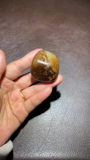 和田玉籽料 黑油皮白玉油疙瘩 形状圆润饱满玉质老熟 喜欢俬我