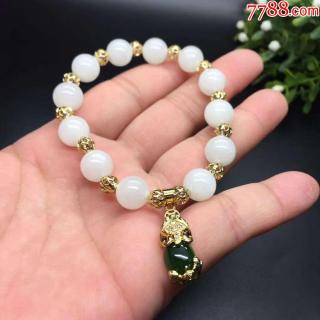 天然和田玉白玉手链带貔貅吊坠