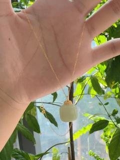 气质加分✨温温柔柔的和田玉项链