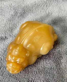 一文读懂和田玉:颜色到工艺全维度挑玉秘籍